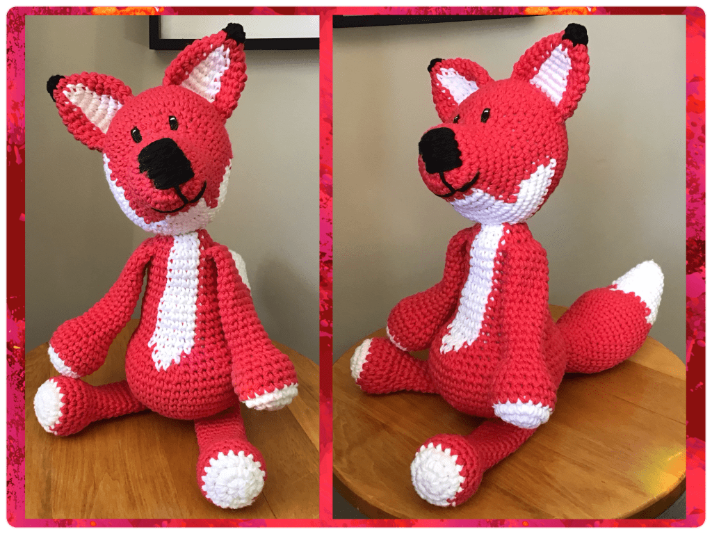 The fox in front and 3/4 views